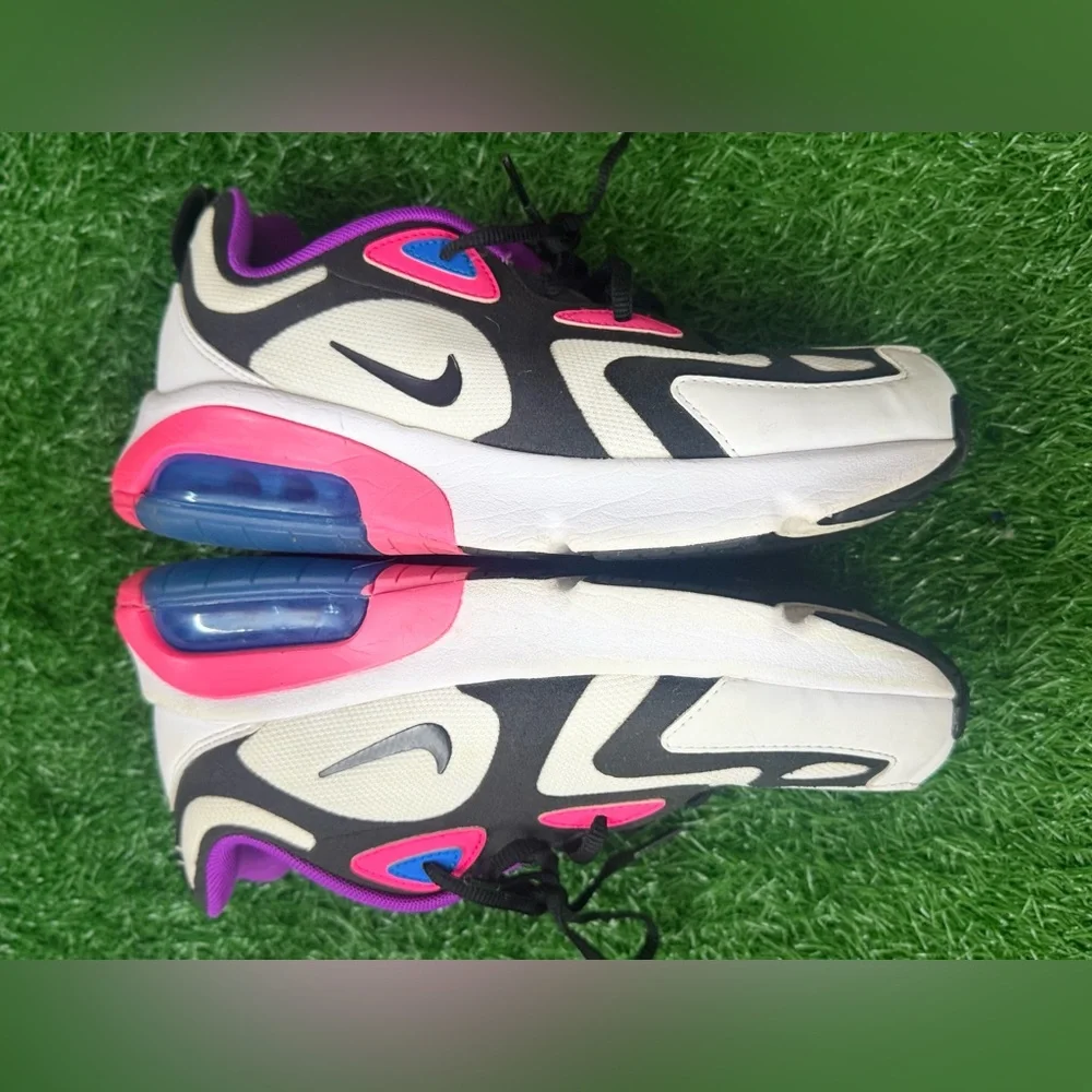 Nike Air Max 200 White Hyper Pink Black (GS) Size 7Y‎